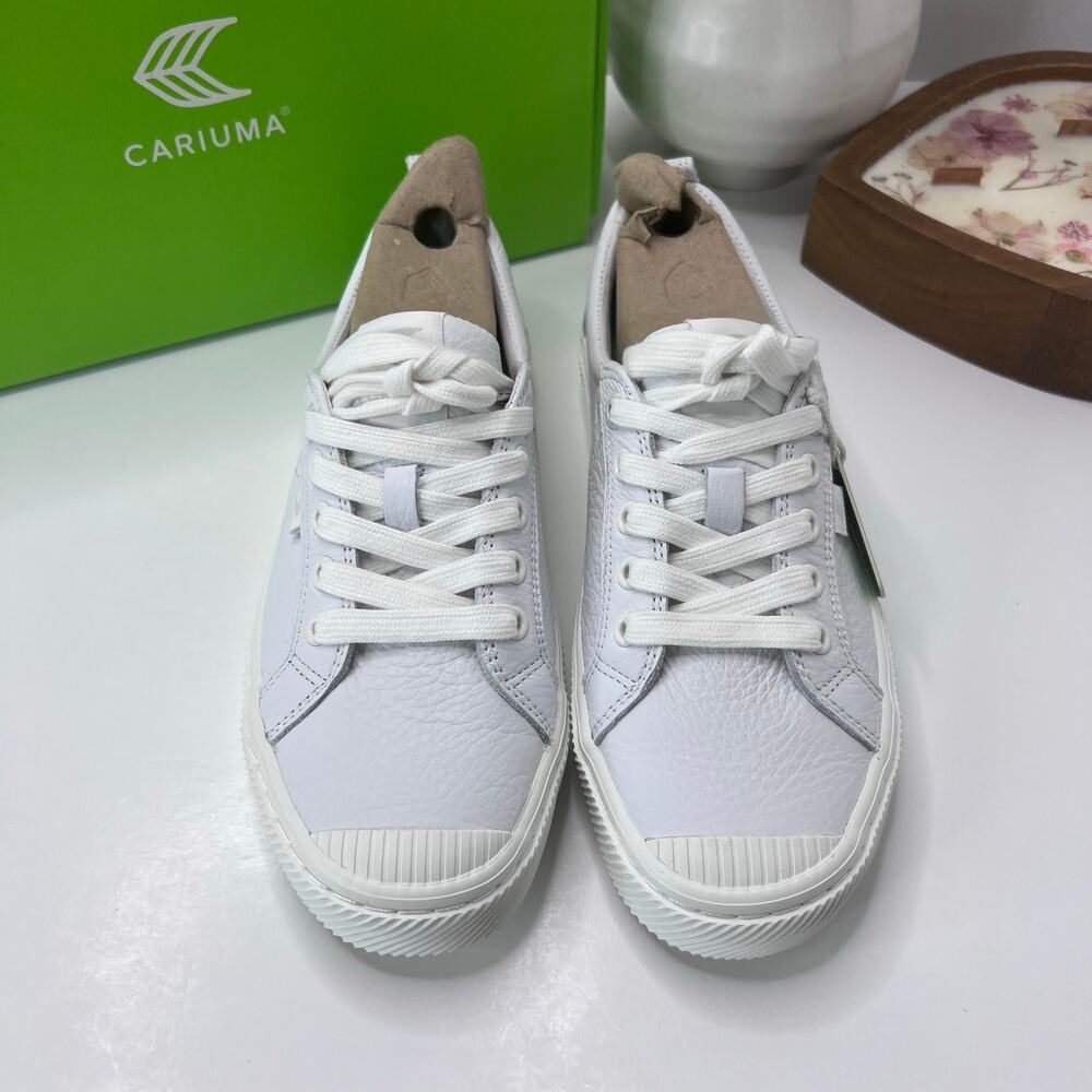Cariuma OCA Low Casual Leather Sneaker White Women's 8M NWB - Picture 5 of 10